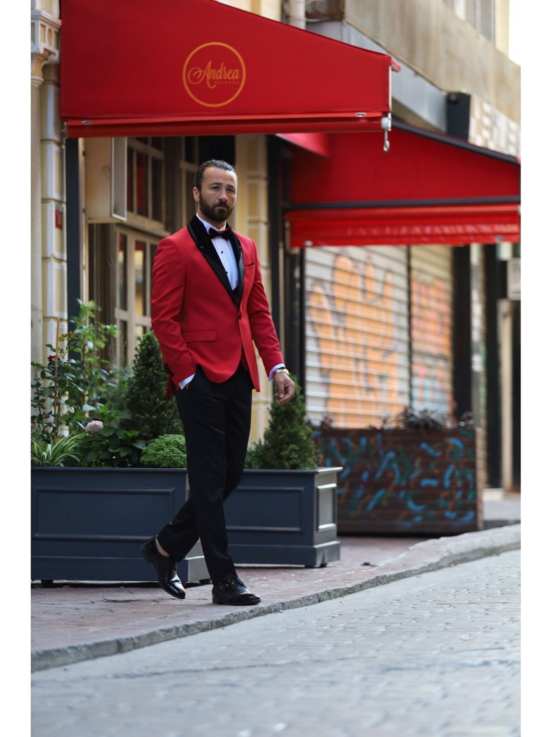 Red Shawl Slim-Fit Tuxedo