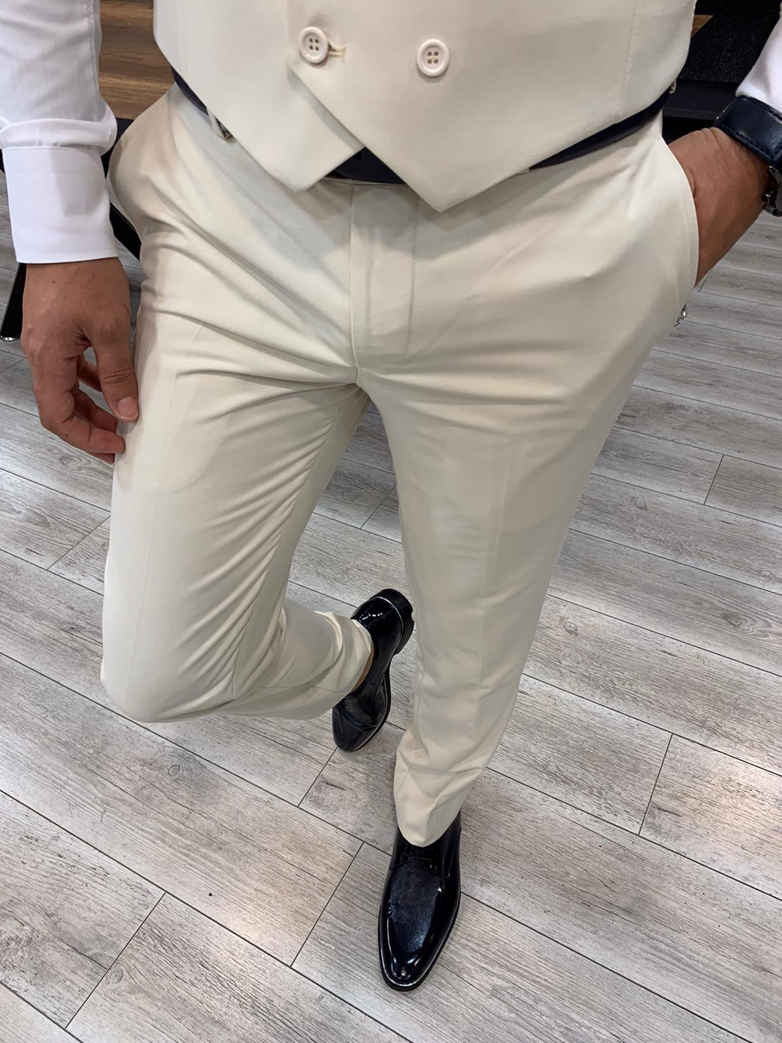 Cream Slim-Fit Italian Cut Suit