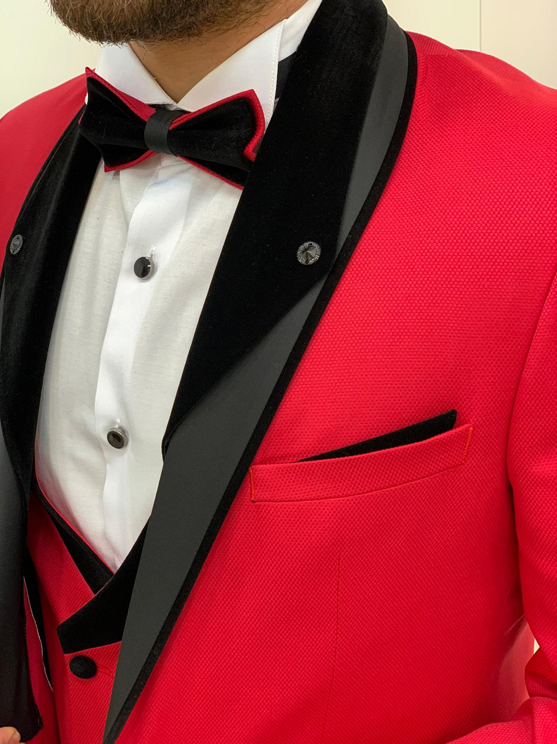 Red Shawl Slim-Fit Tuxedo