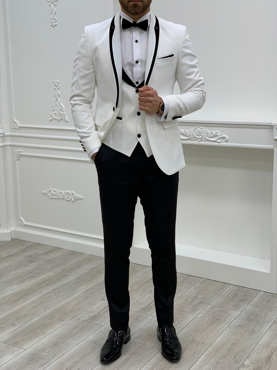 White Shawl Slim-Fit Tuxedo